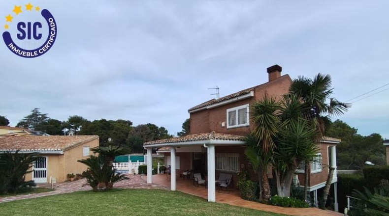 Valencia - Torrente - 895m2