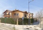 Xalet independent amb terreny en venda a la España, Villaquilambre, ref.: TR153234 foto