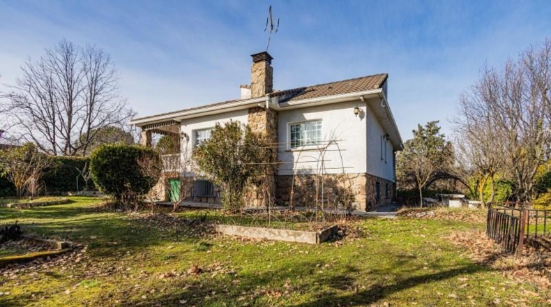 Comunidad de Madrid - Miraflores de la Sierra - 1080m2