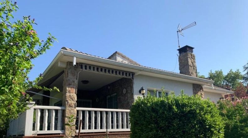 Comunidad de Madrid - Miraflores de la Sierra - 1080m2