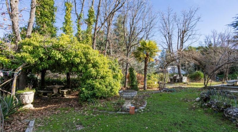 Comunidad de Madrid - Miraflores de la Sierra - 1080m2
