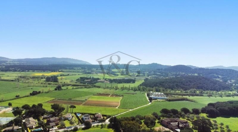 Gerona - Mont-ras - 1209m2