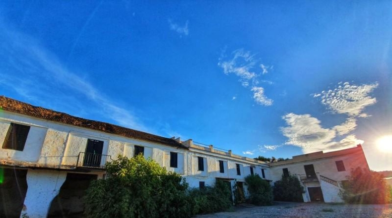 Granada - Albolote - 1200m2