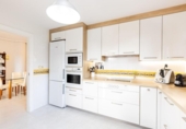 Chalet independiente con terreno en venta en la España, Torrelodones, ref: TR400909 foto