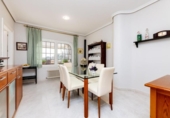 Chalet independiente con terreno en venta en la España, Torrelodones, ref: TR400909 foto