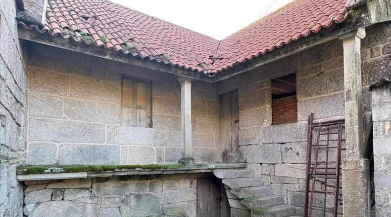 Pontevedra - A Laxe - 300m2