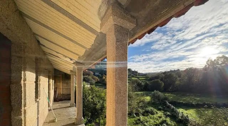 Pontevedra - A Laxe - 300m2