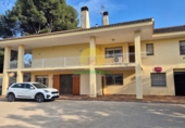 Chalet independiente con terreno en venta en Ontinyent ref: TR407824 foto