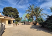 Chalet independiente con terreno en venta en Ontinyent ref: TR407824 foto