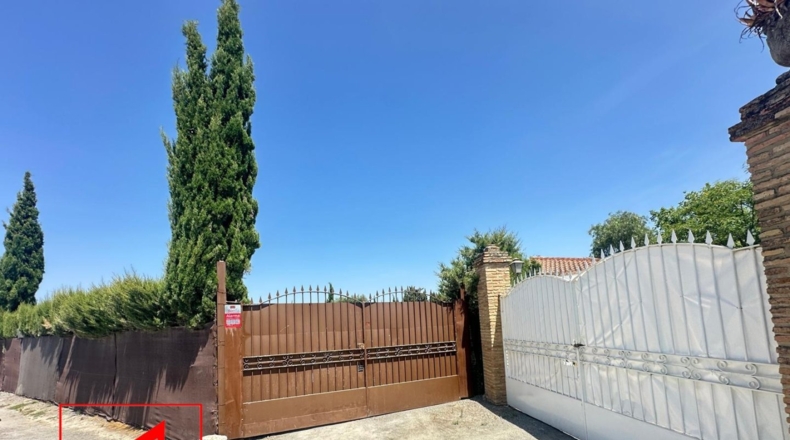 Seville - Las Cabezas de San Juan - 1250m2