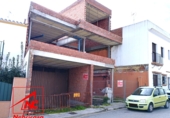 Casa con terreno en venta en Lebrija ref: TR387381 foto