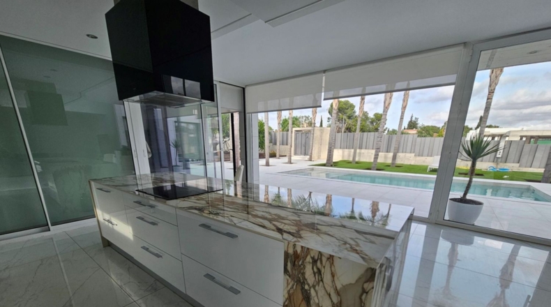 Murcia - Molina de Segura - 880m2