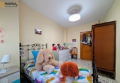 Дом с участком на продажу в городе Loja. Фото