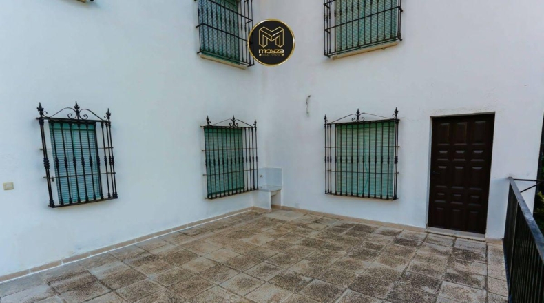 Jaén - Jaén - 1200m2