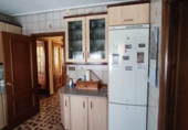 Дом с участком на продажу в городе Bedmar. Фото