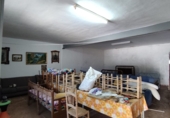 Дом с участком на продажу в городе Bedmar. Фото