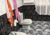 Отдельно стоящий дом с участком на продажу в городе Хаэн. Фото
