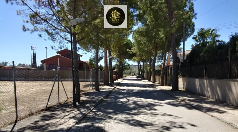 Jaén - Puente de la Sierra - 1502m2