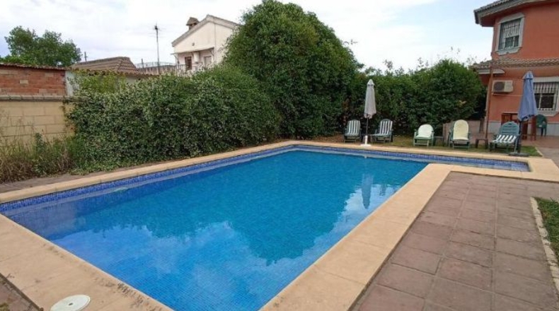 Córdoba - Alcolea - 2000m2