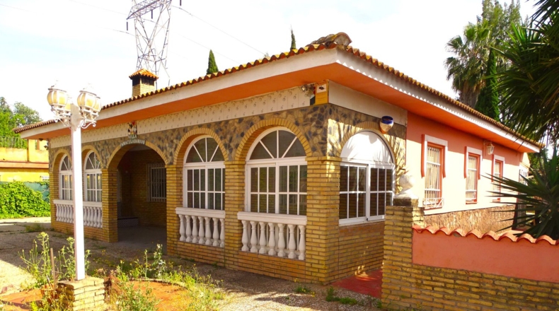 Seville - Alcalá de Guadaíra - 1149m2