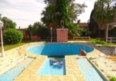 Chalet independiente con terreno en venta en Alcalá de Guadaíra ref: TR407940 foto