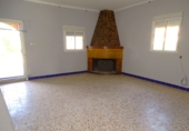 Chalet independiente con terreno en venta en Alcalá de Guadaíra ref: TR407940 foto