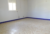 Chalet independiente con terreno en venta en Alcalá de Guadaíra ref: TR407940 foto