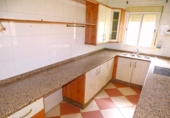 Chalet independiente con terreno en venta en Alcalá de Guadaíra ref: TR407940 foto