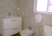 Chalet independiente con terreno en venta en Alcalá de Guadaíra ref: TR407940 foto