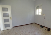 Chalet independiente con terreno en venta en Alcalá de Guadaíra ref: TR407940 foto