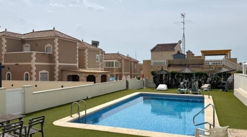Alicante - San Miguel de Salinas - 220m2