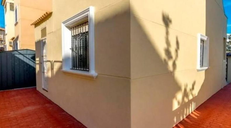 Alicante - San Miguel de Salinas - 220m2
