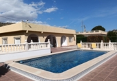 Chalet independiente con terreno en venta en la España, Aspe, ref: TR408004 foto