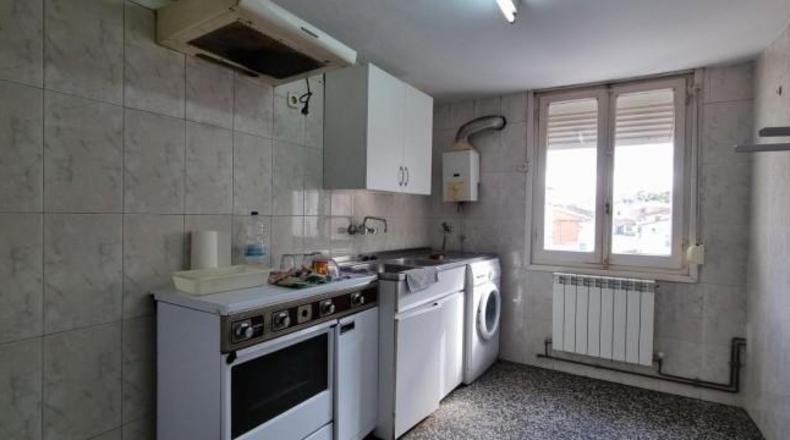 Zaragoza - Lucena de Jalón - 406m2