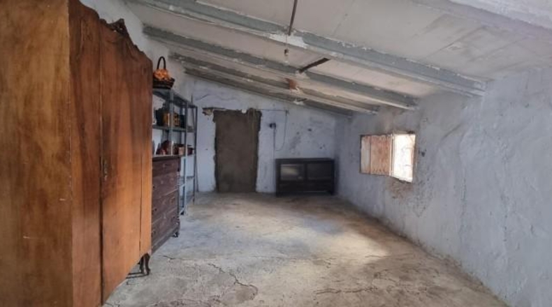 Zaragoza - Lucena de Jalón - 406m2