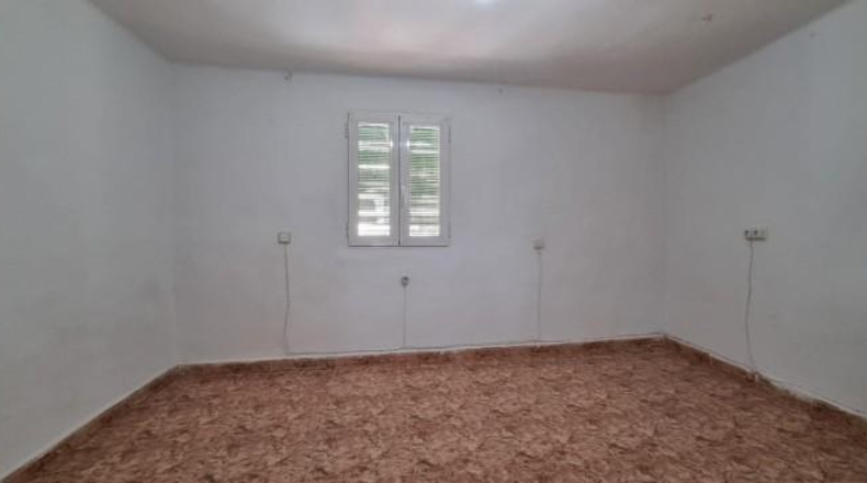Zaragoza - Lucena de Jalón - 406m2