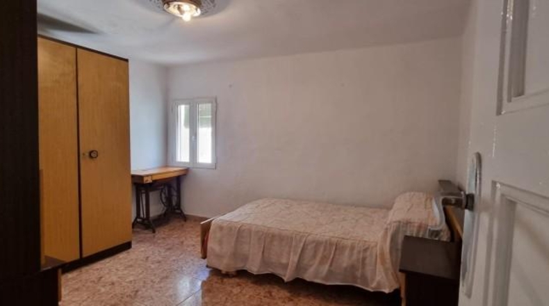 Zaragoza - Lucena de Jalón - 406m2
