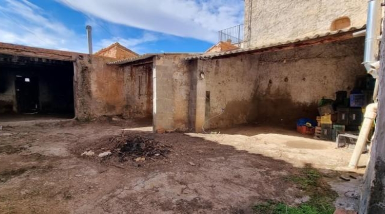 Zaragoza - Lucena de Jalón - 406m2