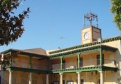 Chalet independiente con terreno en venta en la España, Villa del Prado, ref: TR282109 foto