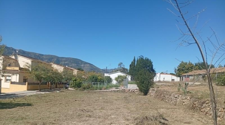 Alicante - Alcalalí - 1350m2