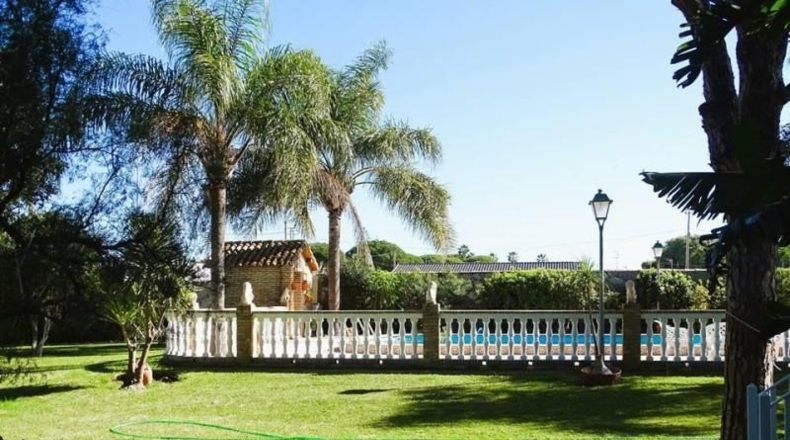 Cadiz - Chiclana de la Frontera - 2348m2