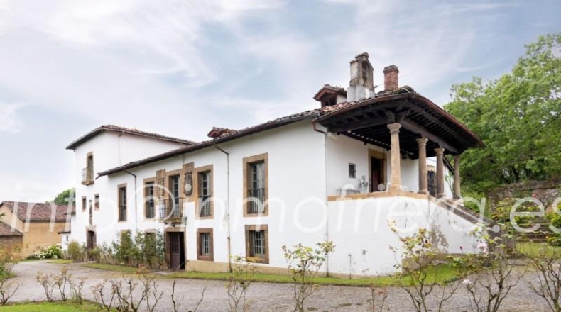 Asturias - Oviedo - 12000m2