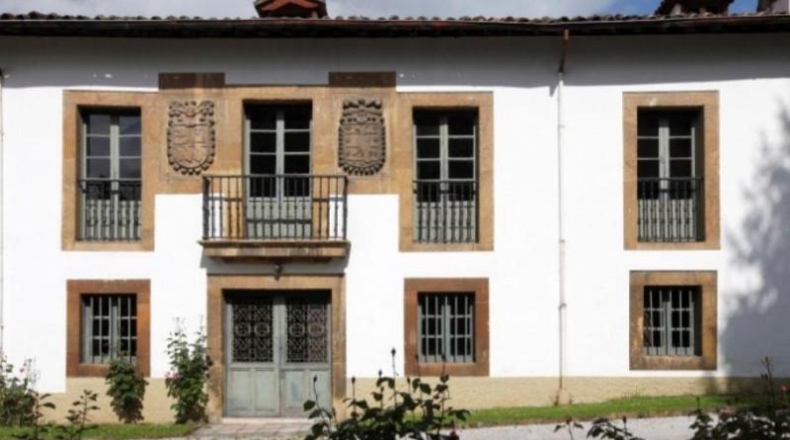 Asturias - Oviedo - 12000m2