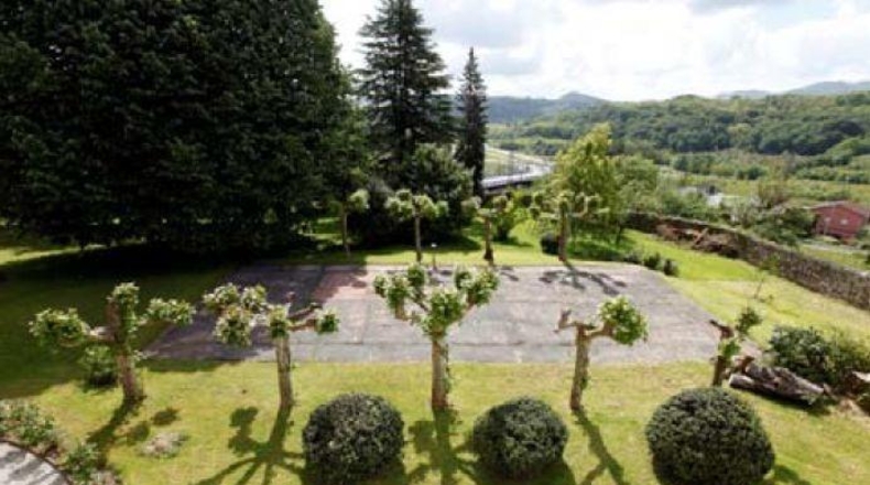 Asturias - Oviedo - 12000m2