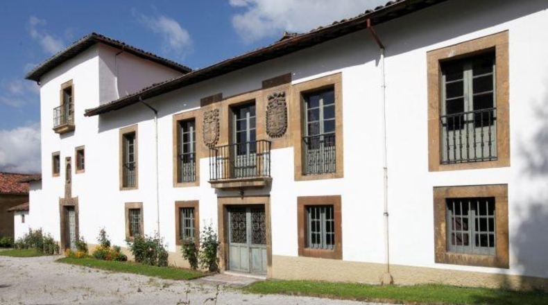 Asturias - Oviedo - 12000m2