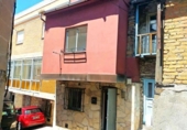 Дом с участком на продажу в городе Torre del Bierzo Фото