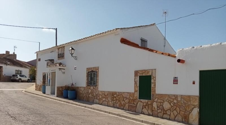 Albacete - Chinchilla de Montearagón - 257m2