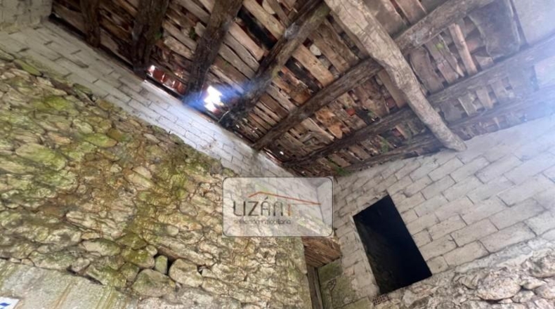 Asturias - Овьедо - 3500m2