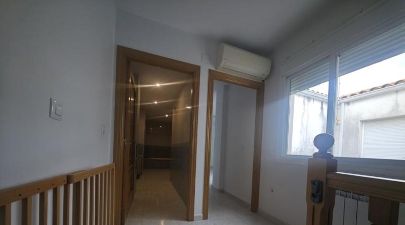 Cáceres - Malpartida de Plasencia - 242m2