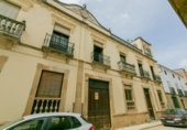 Chalet independiente con terreno en venta en la España, Villanueva del Arzobispo, ref: TR404414 foto